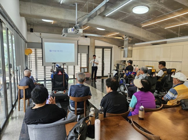 금천구, 전동보장구 안전운전 교육장 운영…이동약자 안전 강화