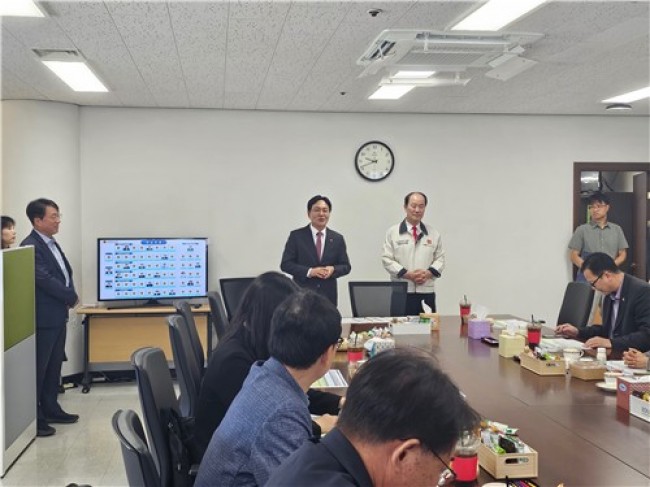 박용철 강화군수, 예산 확보 위해 발로 뛰는 행정